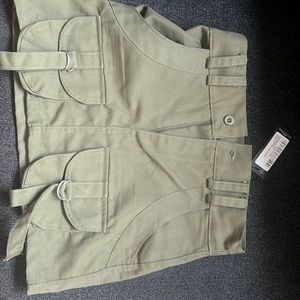 Never worn too small for my size